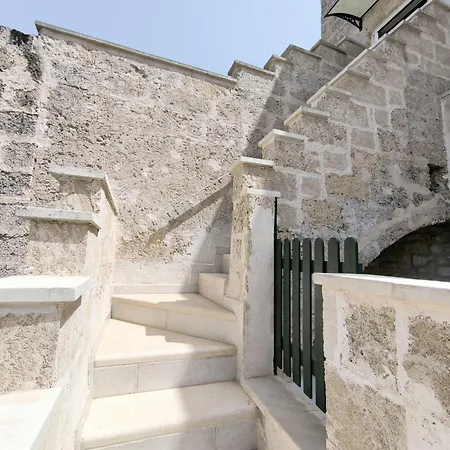 Le Cementine-1 By Interhome